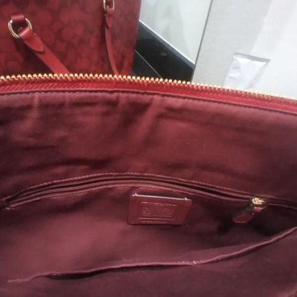 Red coach signature tote and wallets set - Picture 2 of 6